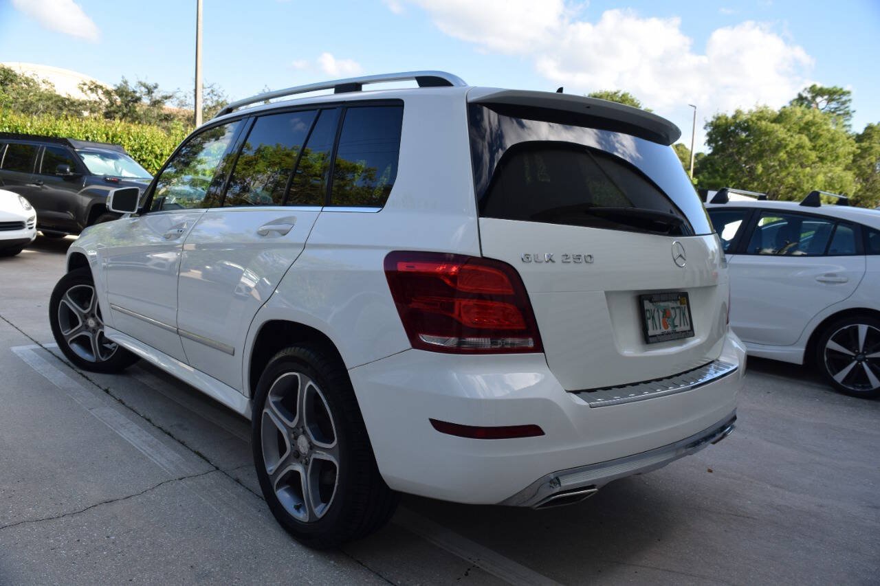 Used 2013 Mercedes-Benz GLK 250 BlueTEC 4MATIC image 5