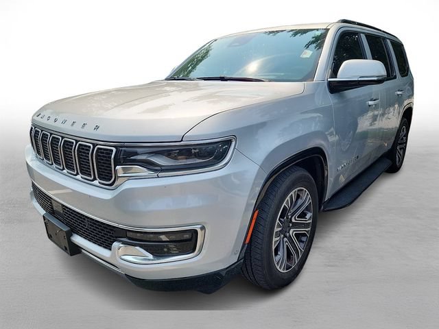 Used 2022 Jeep Wagoneer Series III AWD/4WD image 2