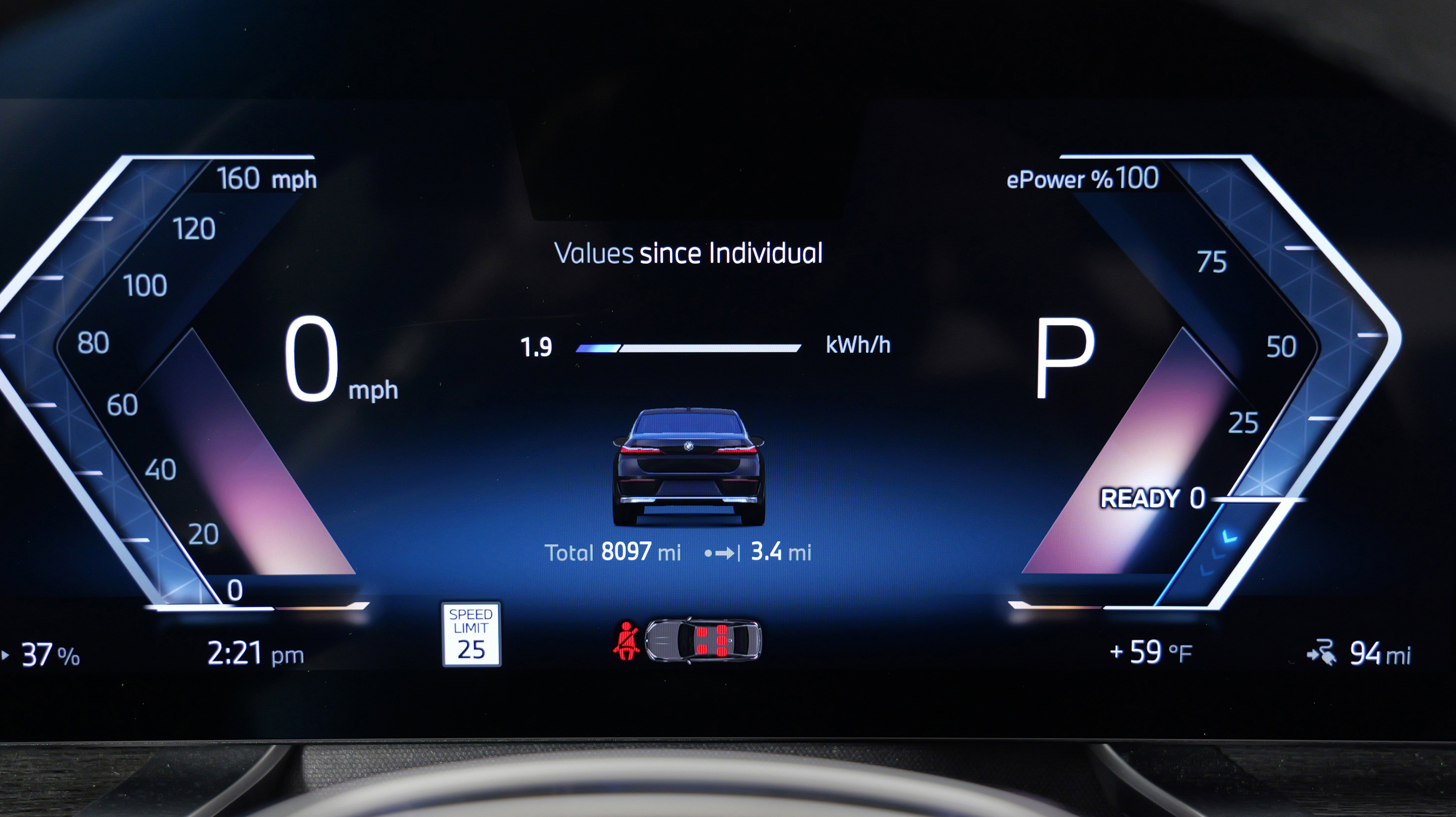 Used 2024 BMW i7 xDrive60 w/ Executive Package image 46