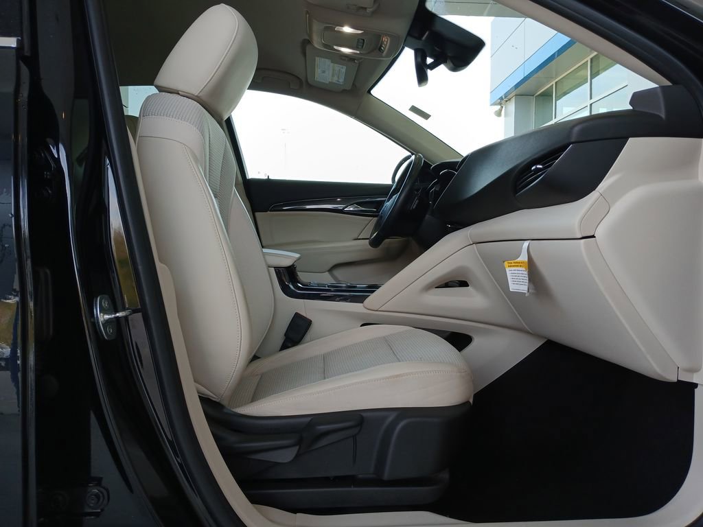 Certified 2023 Buick Envision Preferred image 29