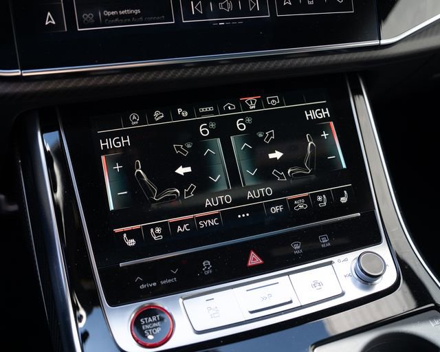 Used 2024 Audi SQ8 Prestige image 26