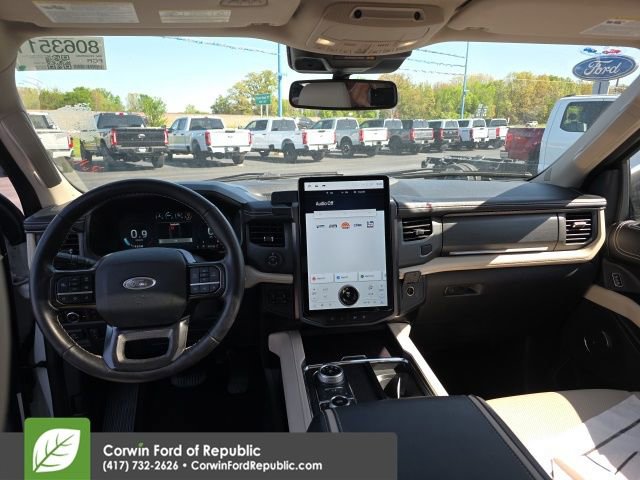 Used 2023 Ford Expedition Max Platinum image 29