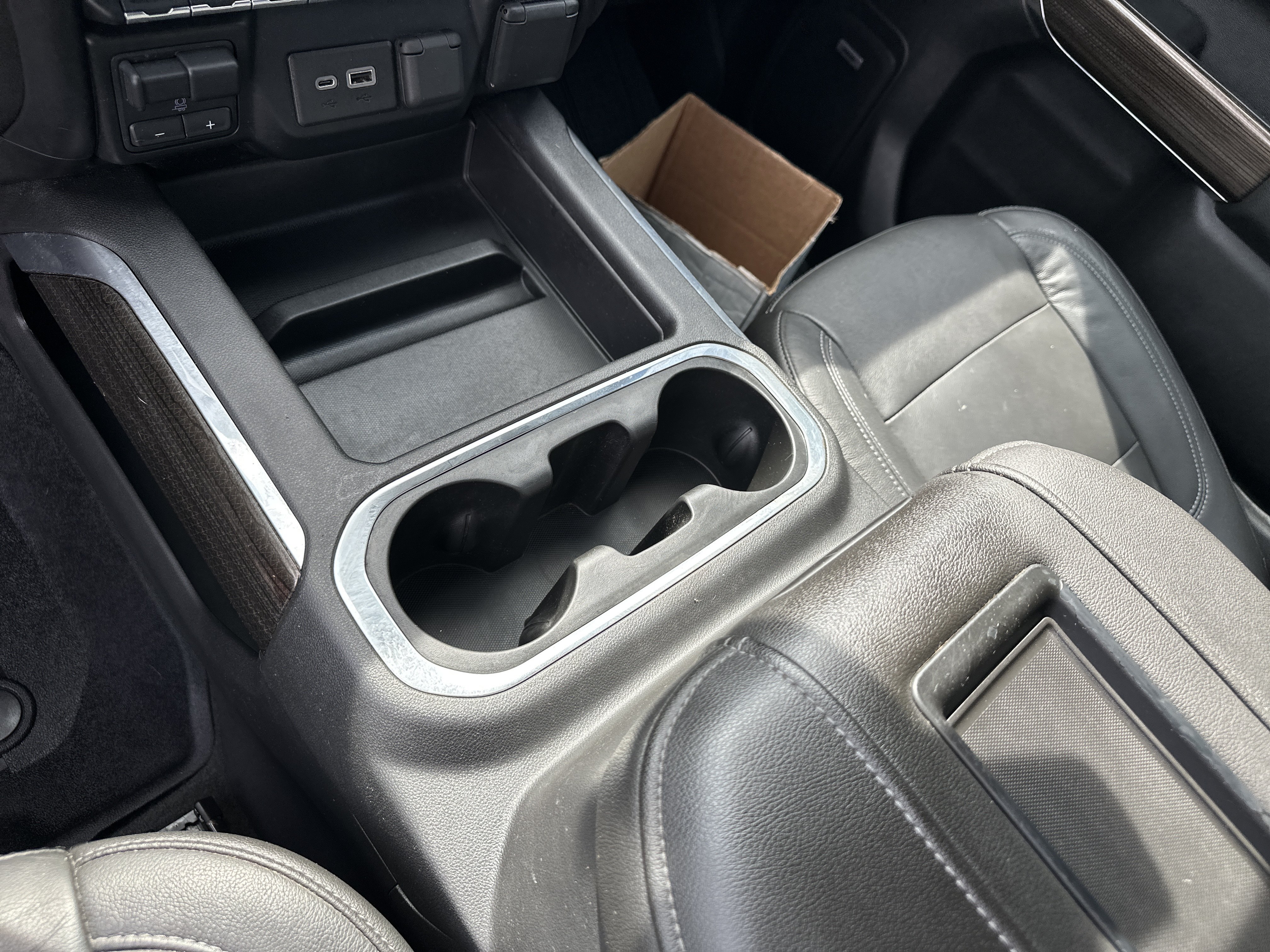 Used 2019 Chevrolet Silverado 1500 RST AWD/4WD image 31