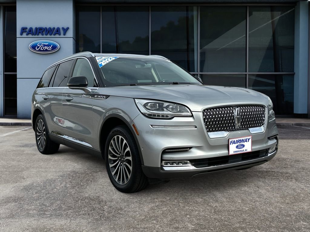 Used 2023 Lincoln Aviator Reserve w/ Equipment Group 201A image 2