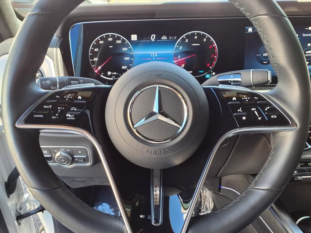 Used 2025 Mercedes-Benz G 550 image 26