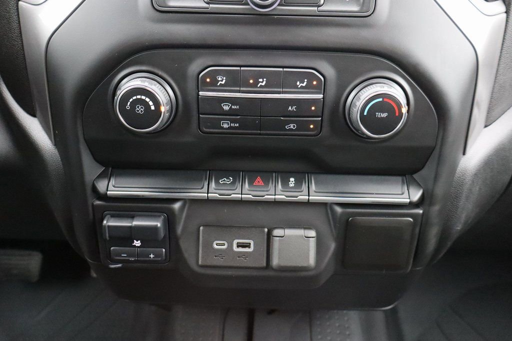 Used 2021 Chevrolet Silverado 1500 Custom image 11