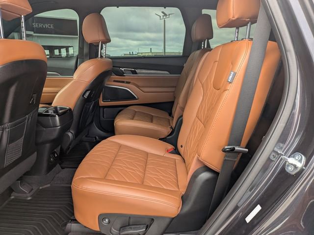 Used 2025 Kia Telluride SX Prestige X-Line image 14