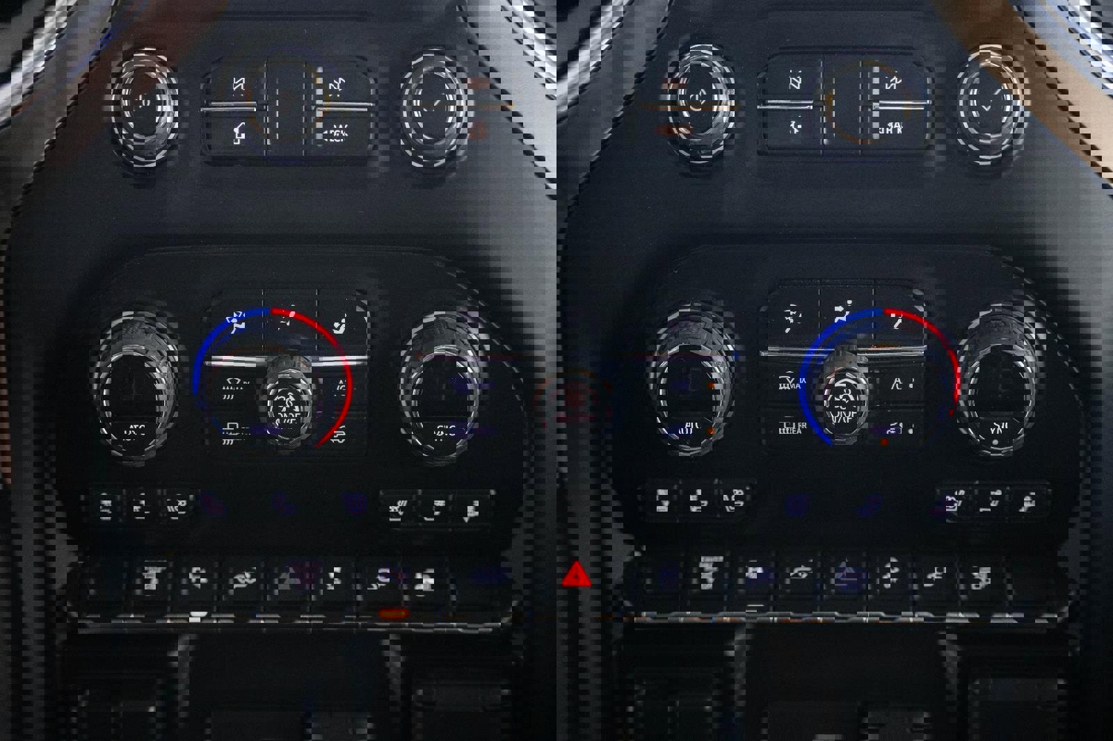 Used 2022 Chevrolet Silverado 3500 High Country image 29