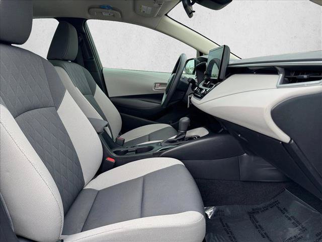 Used 2023 Toyota Corolla LE w/ Carpet Mat Package (TMS) FWD image 19