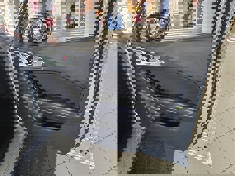 Used 2017 MAZDA MAZDA3 Sport image 11