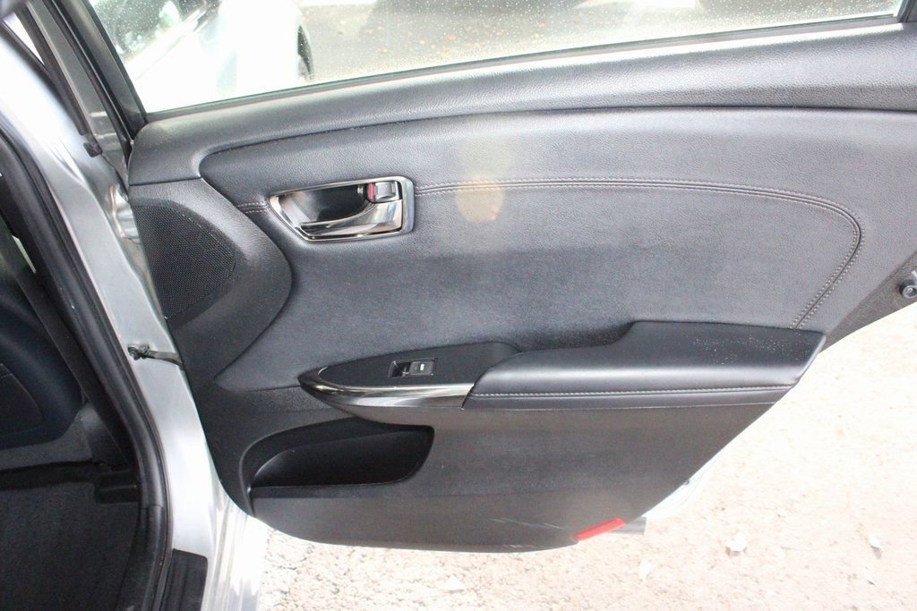 Used 2017 Toyota Avalon XLE image 54