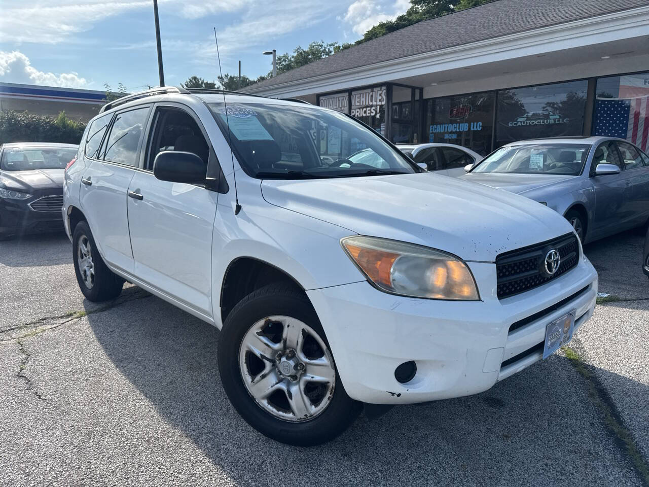 Used 2008 Toyota RAV4 2WD image 1