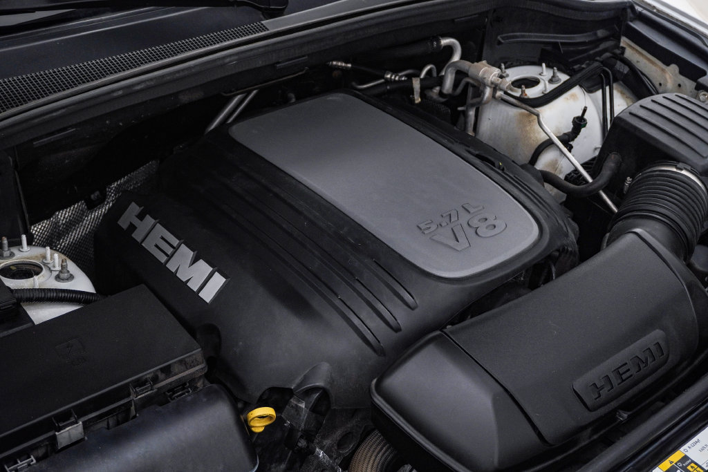 Used 2018 Dodge Durango R/T AWD/4WD image 30
