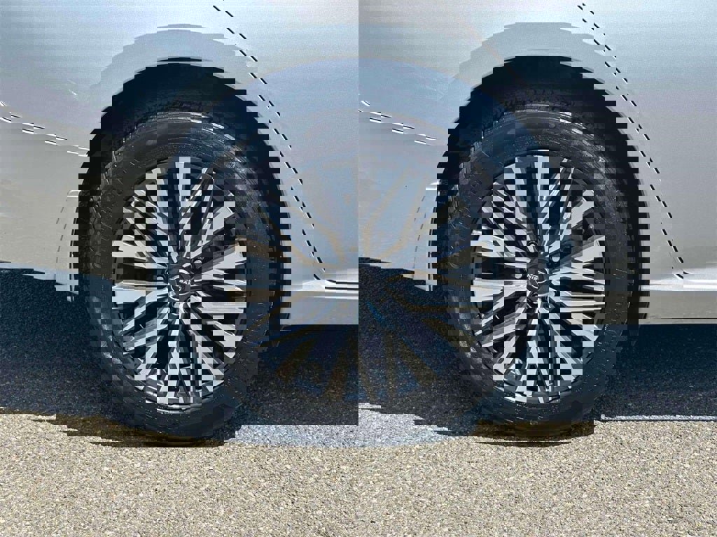 Certified 2023 Nissan Altima 2.5 SV image 7