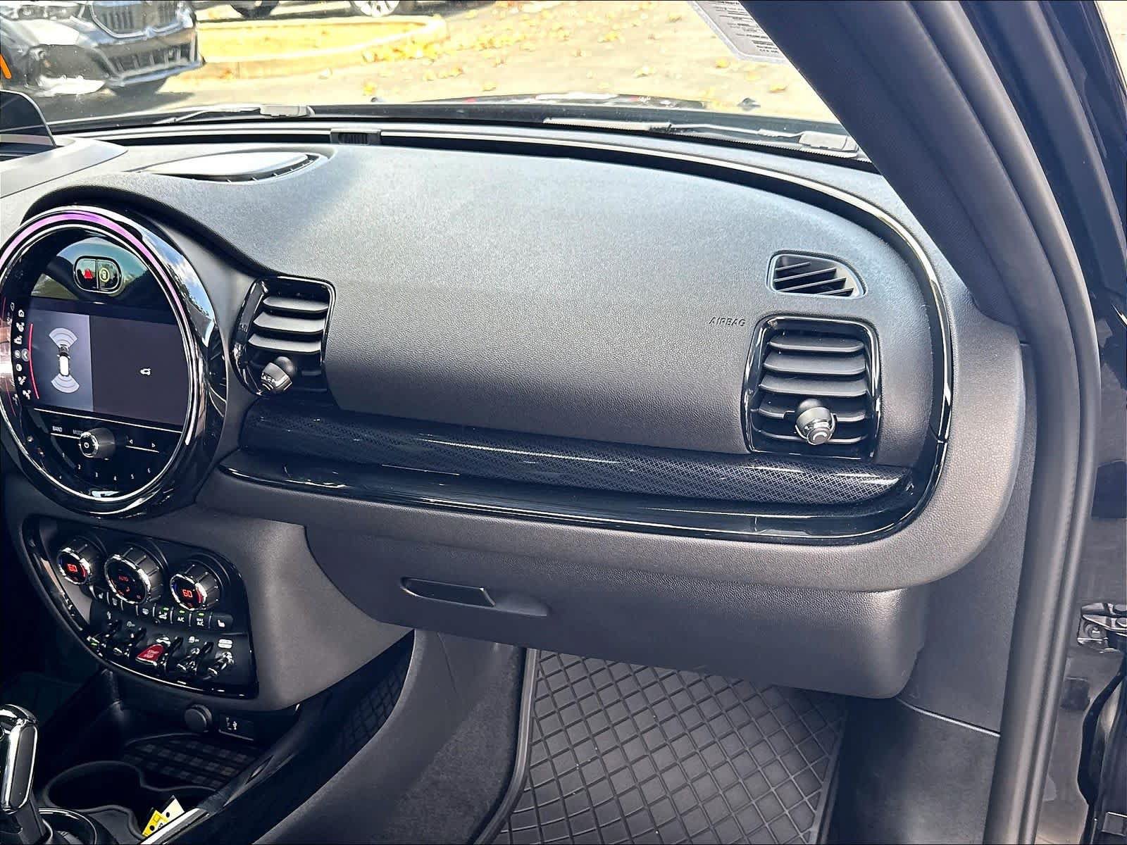 Used 2022 MINI Cooper Clubman S w/ Premium Package FWD image 28