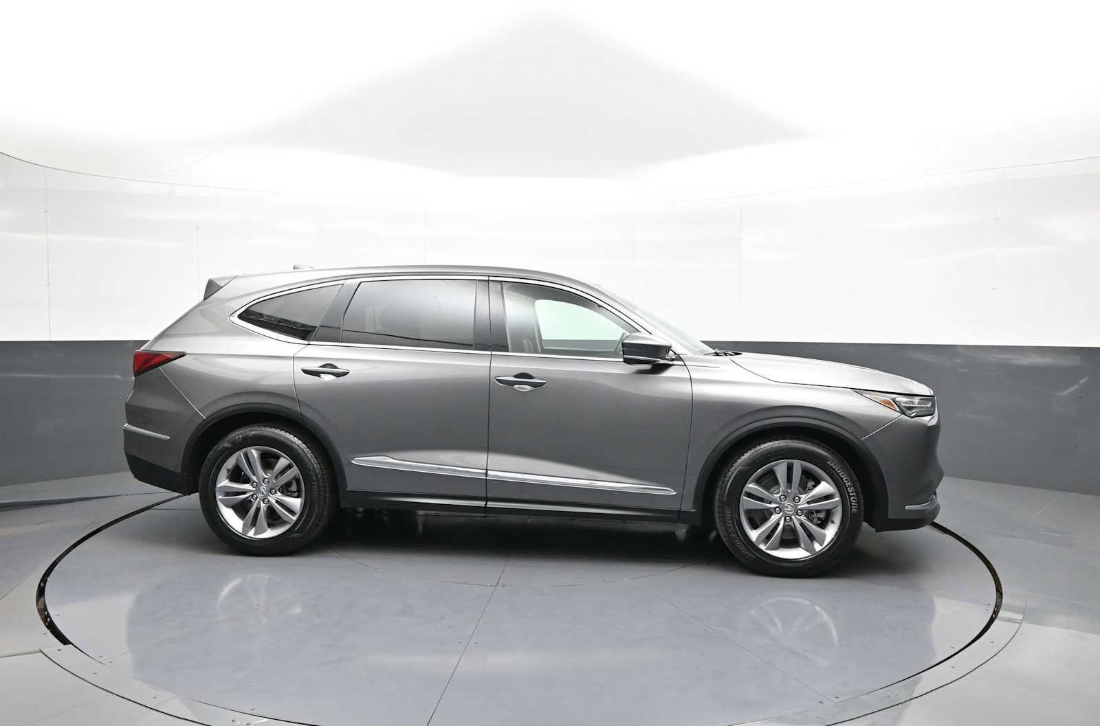 Used 2024 Acura MDX SH-AWD image 5