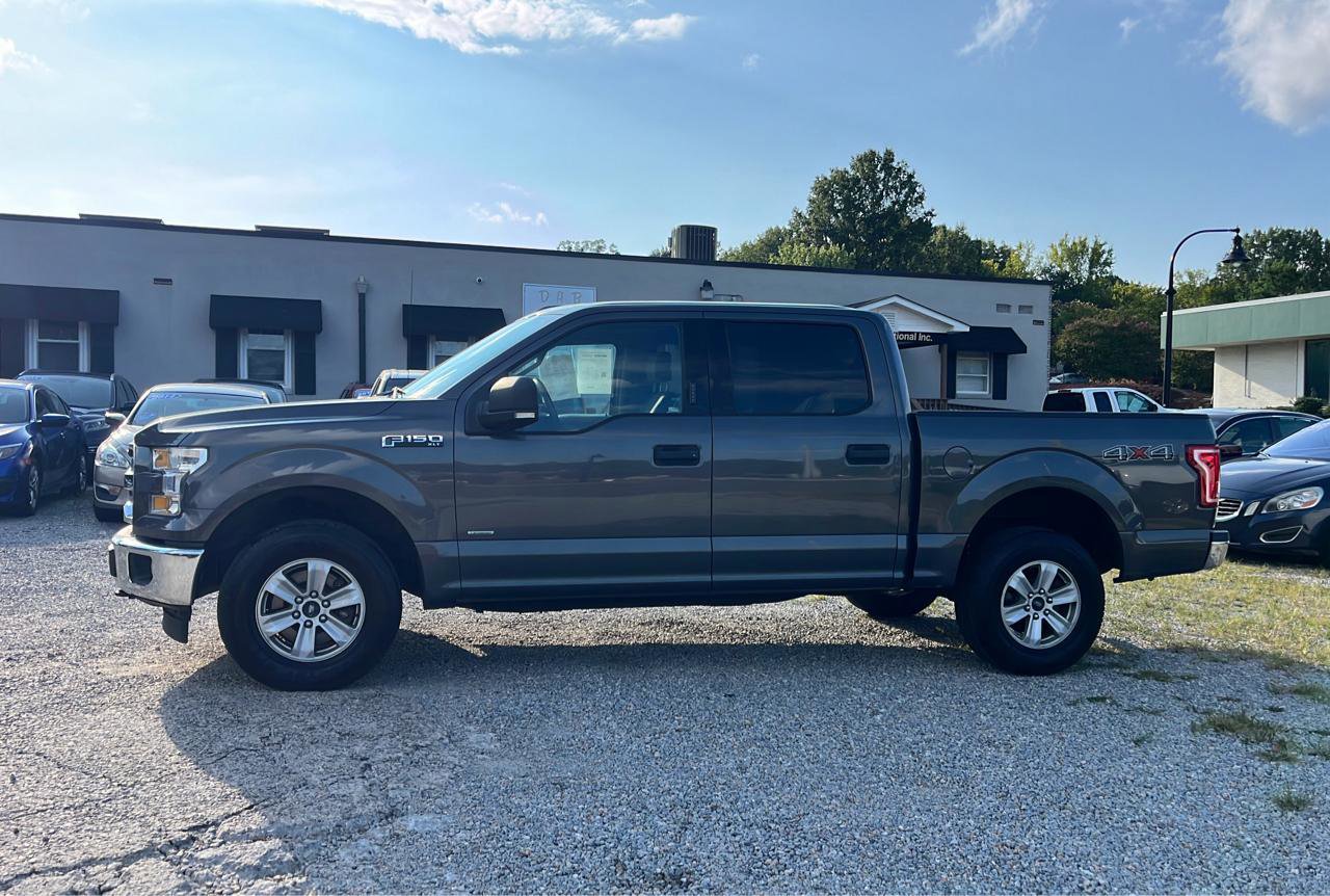 Used 2017 Ford F150 XLT w/ Equipment Group 301A Mid AWD/4WD image 16