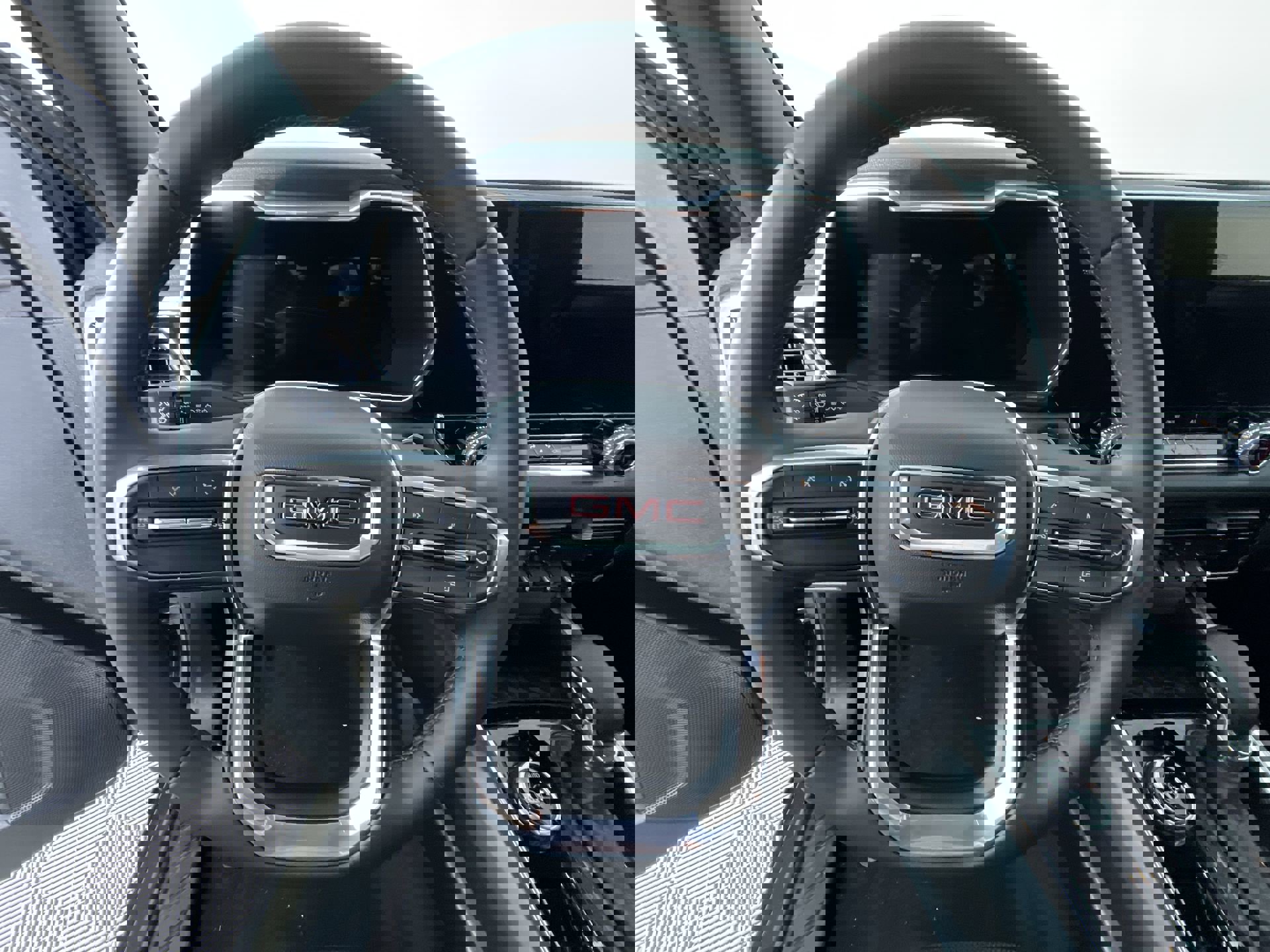 Used 2024 GMC Canyon Elevation image 15