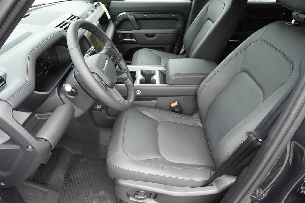 New 2026 Land Rover Defender 110 X AWD/4WD image 19