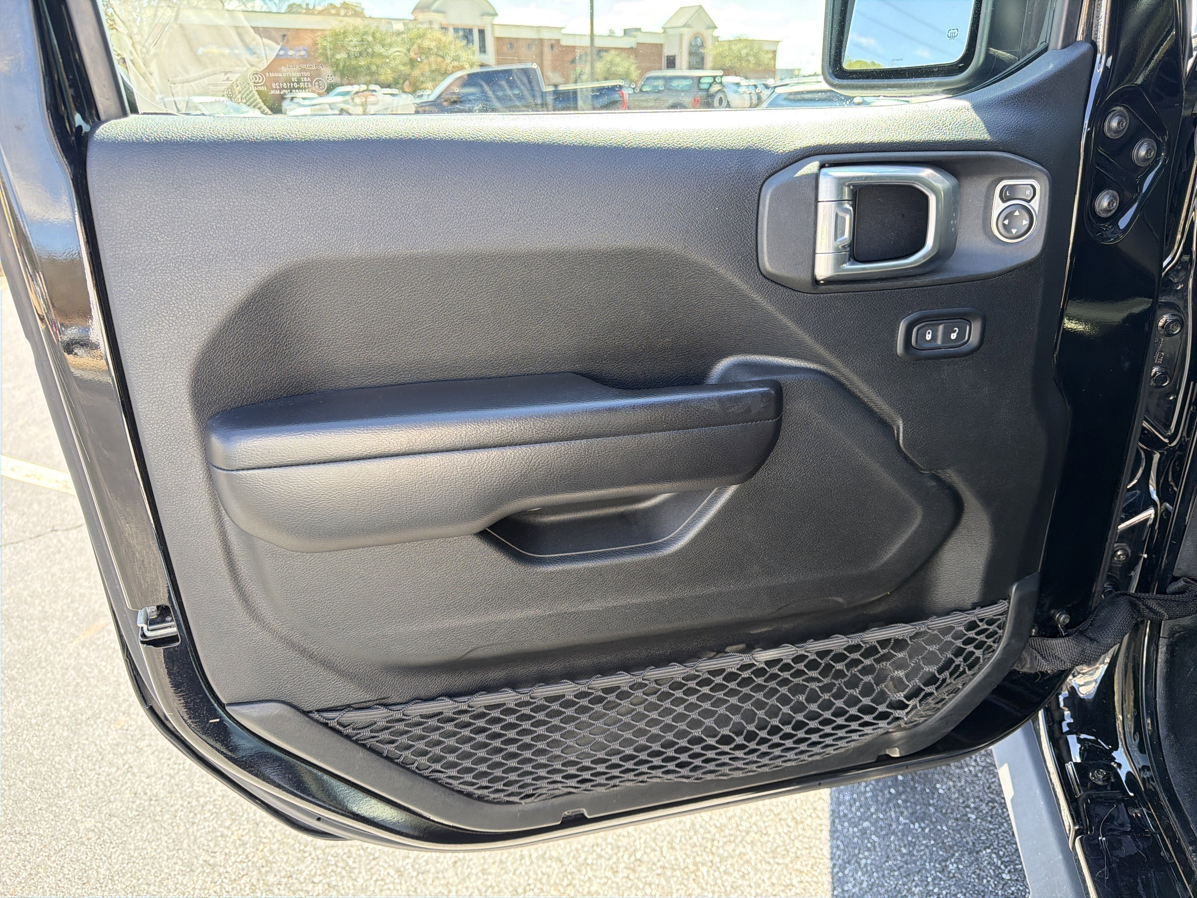 Used 2020 Jeep Gladiator Sport image 10