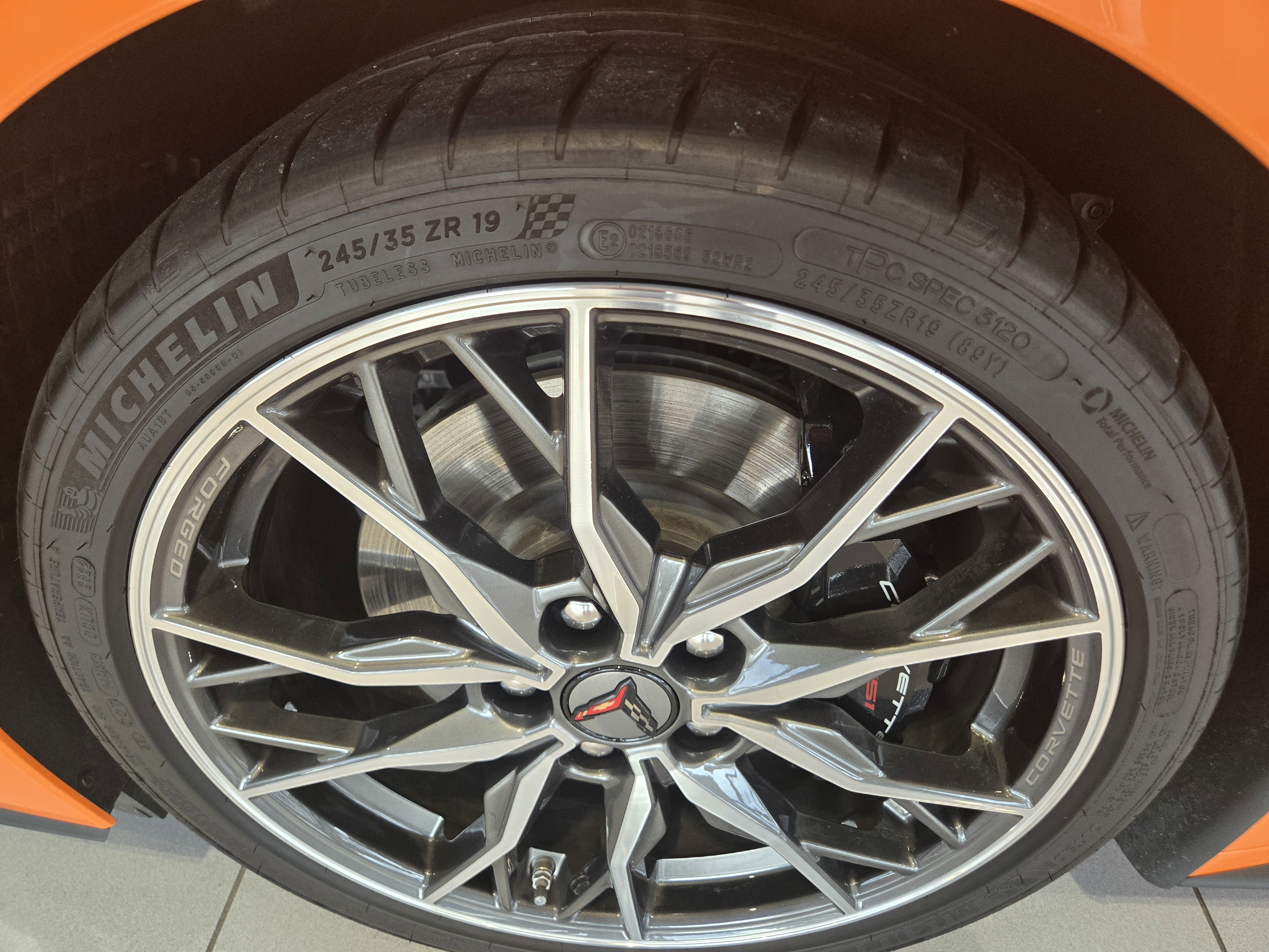 Used 2023 Chevrolet Corvette Stingray Premium Conv w/ Z51 Performance Package image 25