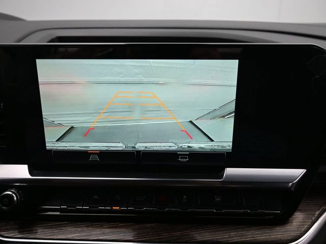 Used 2023 GMC Sierra 1500 SLE image 18