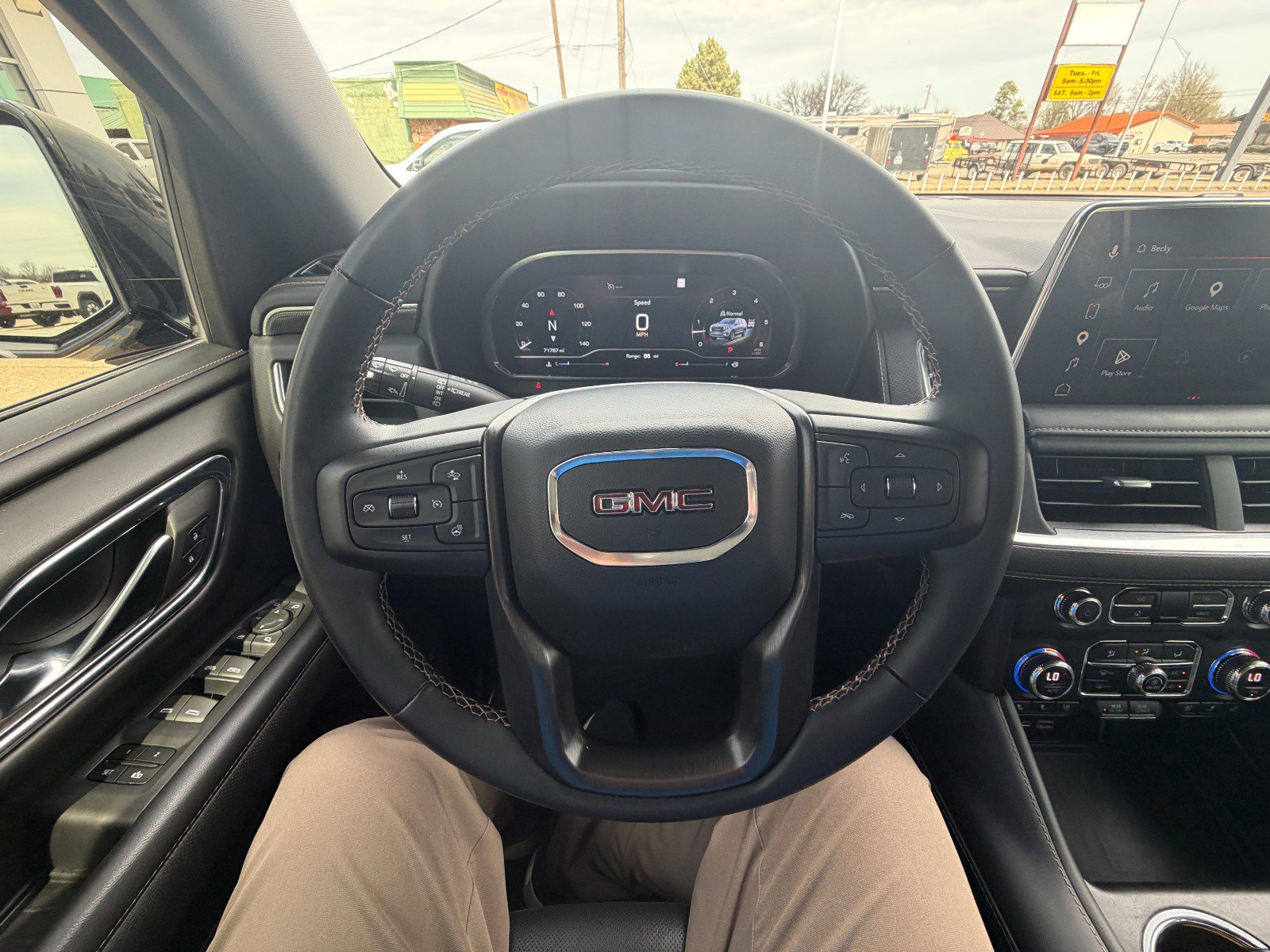 Certified 2023 GMC Yukon AT4 image 12