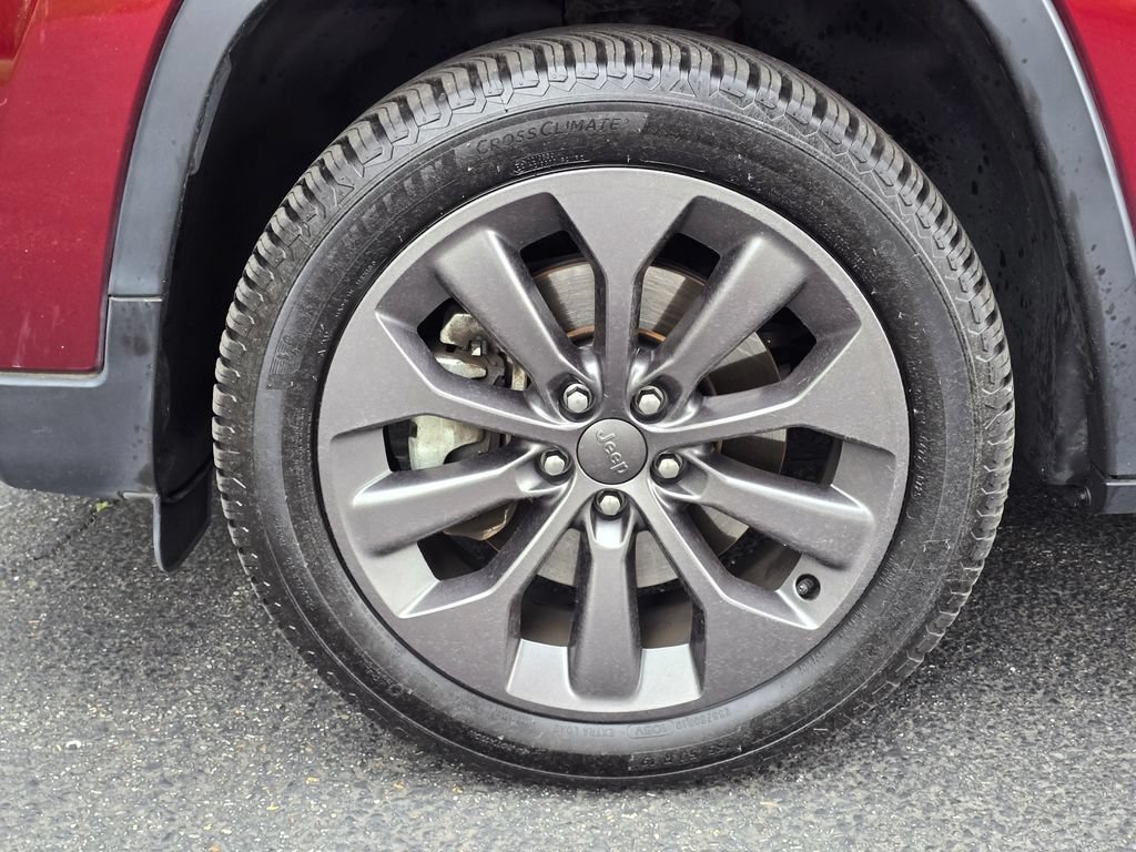 Used 2021 Jeep Cherokee Latitude Lux 80th Anniv w/ Quick Order Package 26U 80TH AWD/4WD image 10