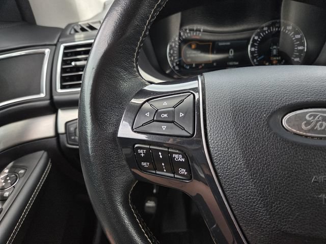 Used 2018 Ford Explorer Platinum AWD/4WD image 24