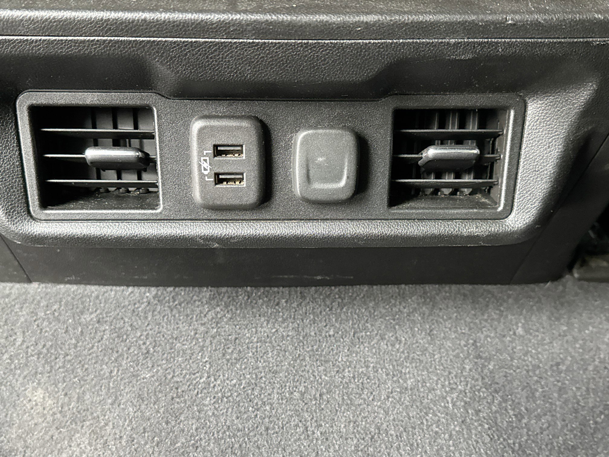 Used 2021 GMC Sierra 1500 Elevation w/ Driver Alert Package I image 16