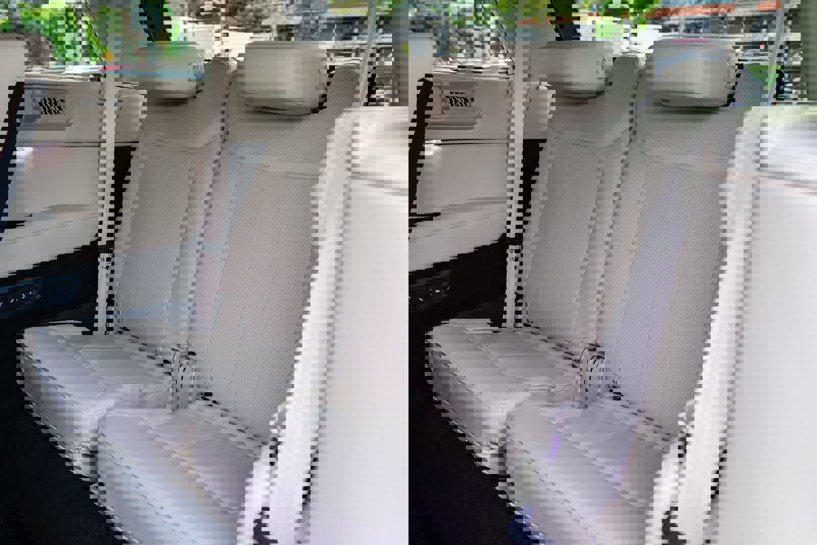 Used 2023 Land Rover Range Rover Long Wheelbase SE AWD/4WD image 19