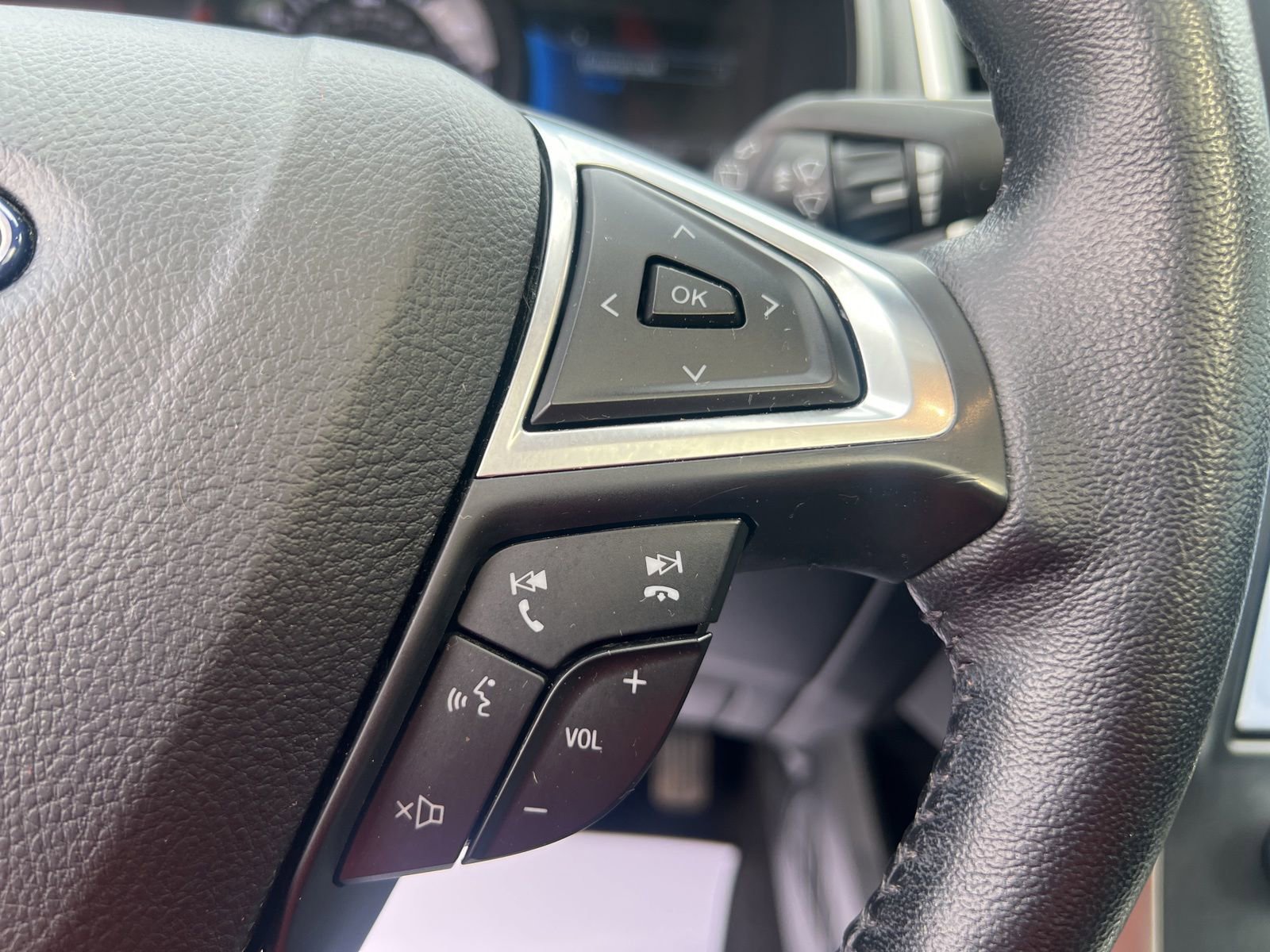Used 2023 Ford Edge SEL w/ Convenience Package AWD/4WD image 17