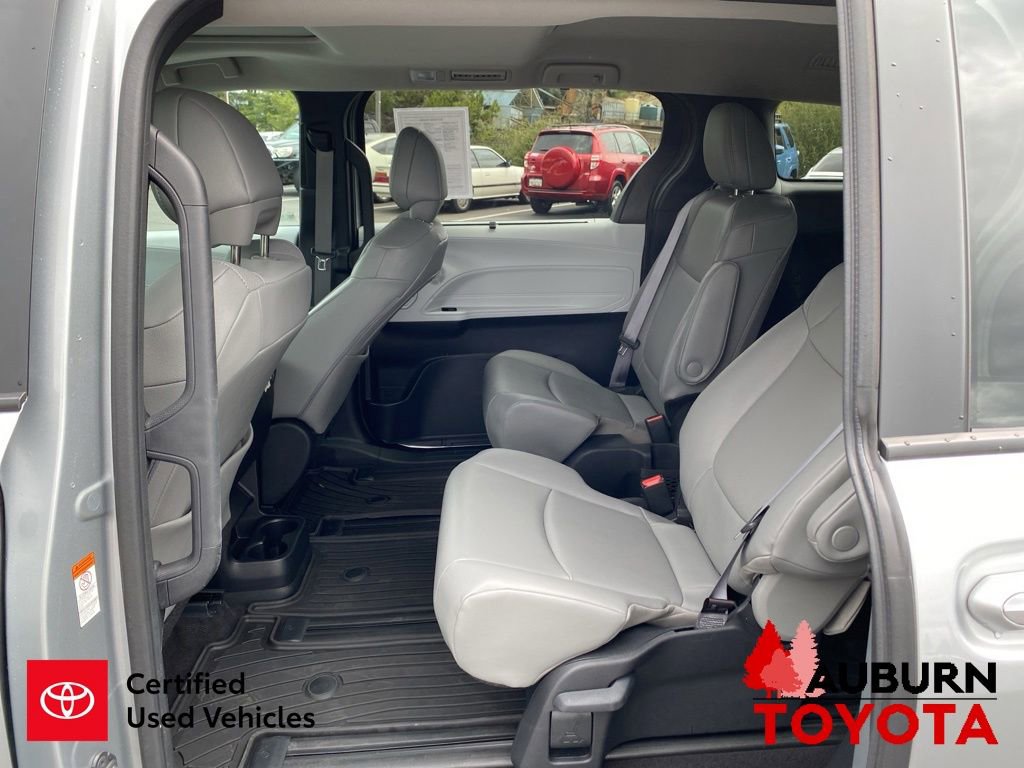 Certified 2025 Toyota Sienna XLE AWD/4WD image 26