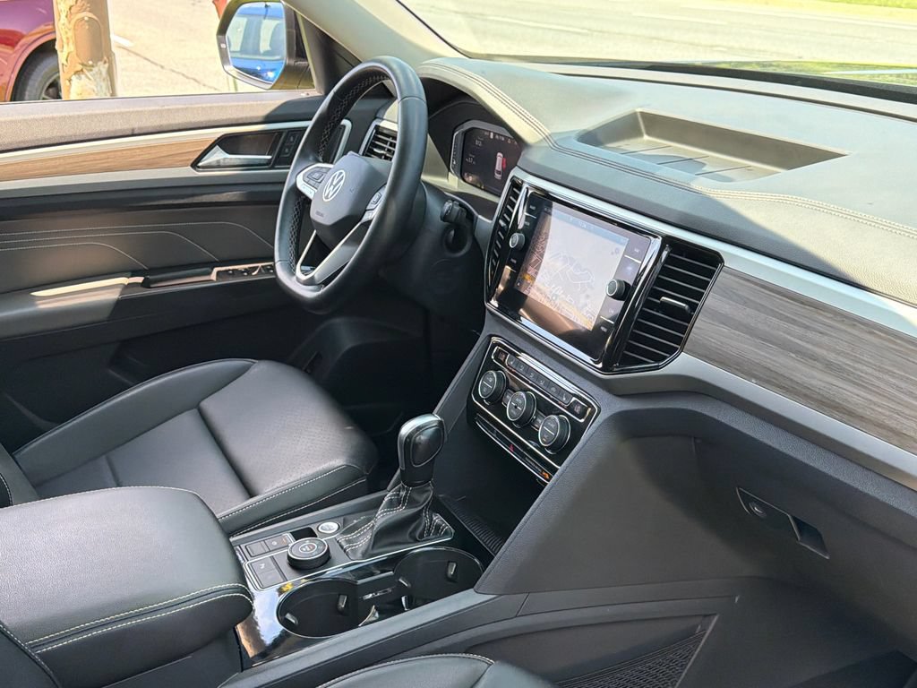 Certified 2023 Volkswagen Atlas SEL AWD/4WD image 21