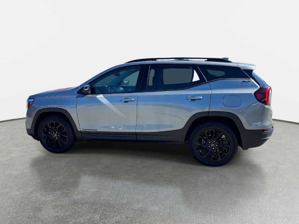 Used 2023 GMC Terrain SLT w/ Infotainment Package II AWD/4WD image 7
