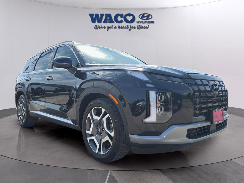 Used 2023 Hyundai Palisade SEL w/ Premium Package image 2