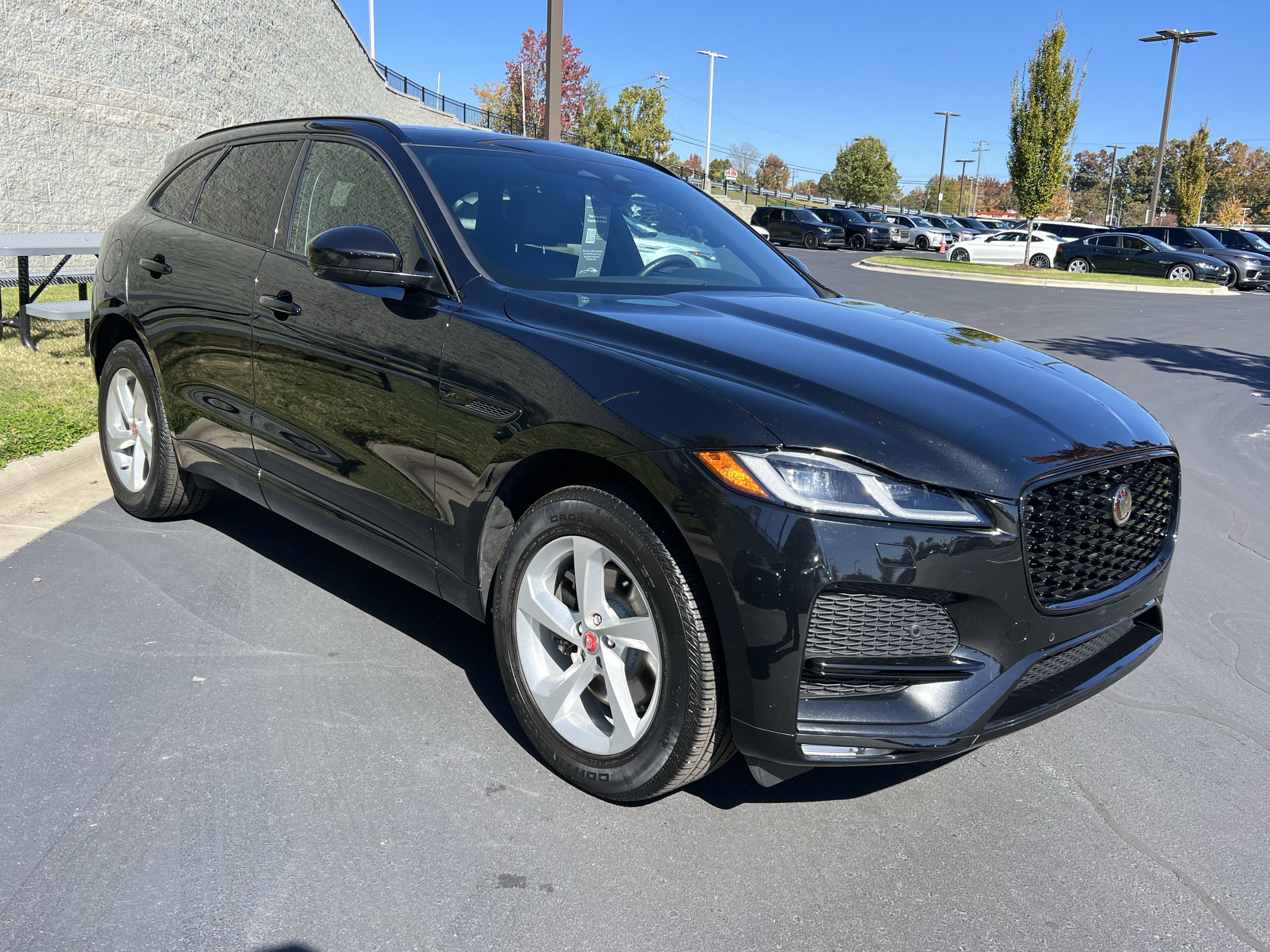 Certified 2023 Jaguar F-PACE S image 9