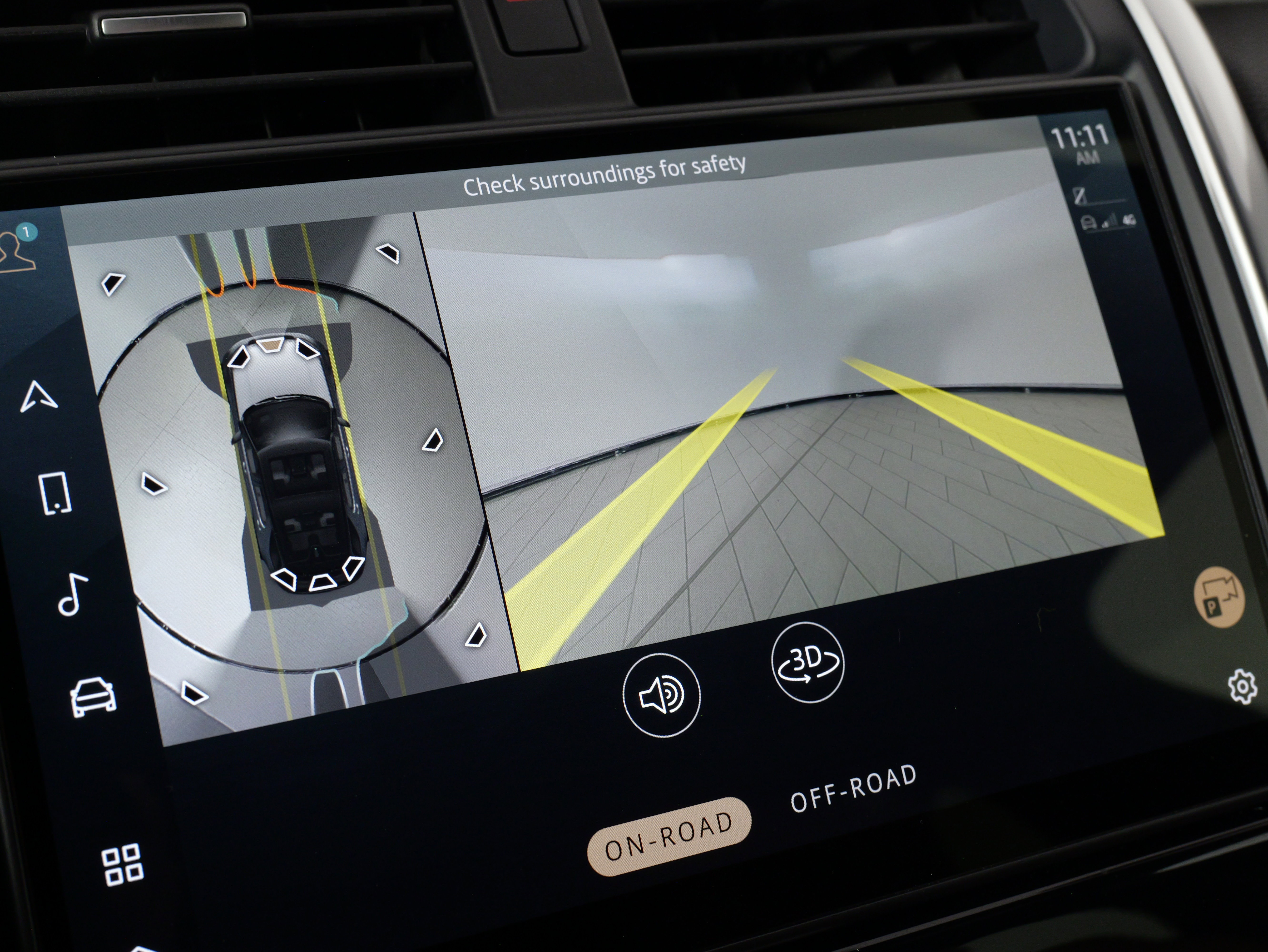 Used 2024 Land Rover Discovery Dynamic SE image 71