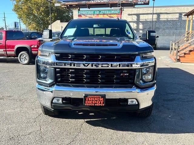 Used 2020 Chevrolet Silverado 2500 LT w/ All Star Edition AWD/4WD image 3