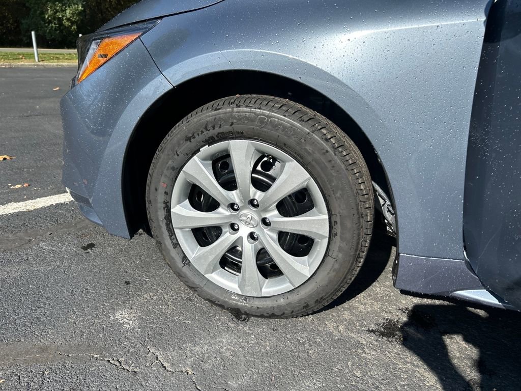 New 2026 Toyota Corolla LE image 27