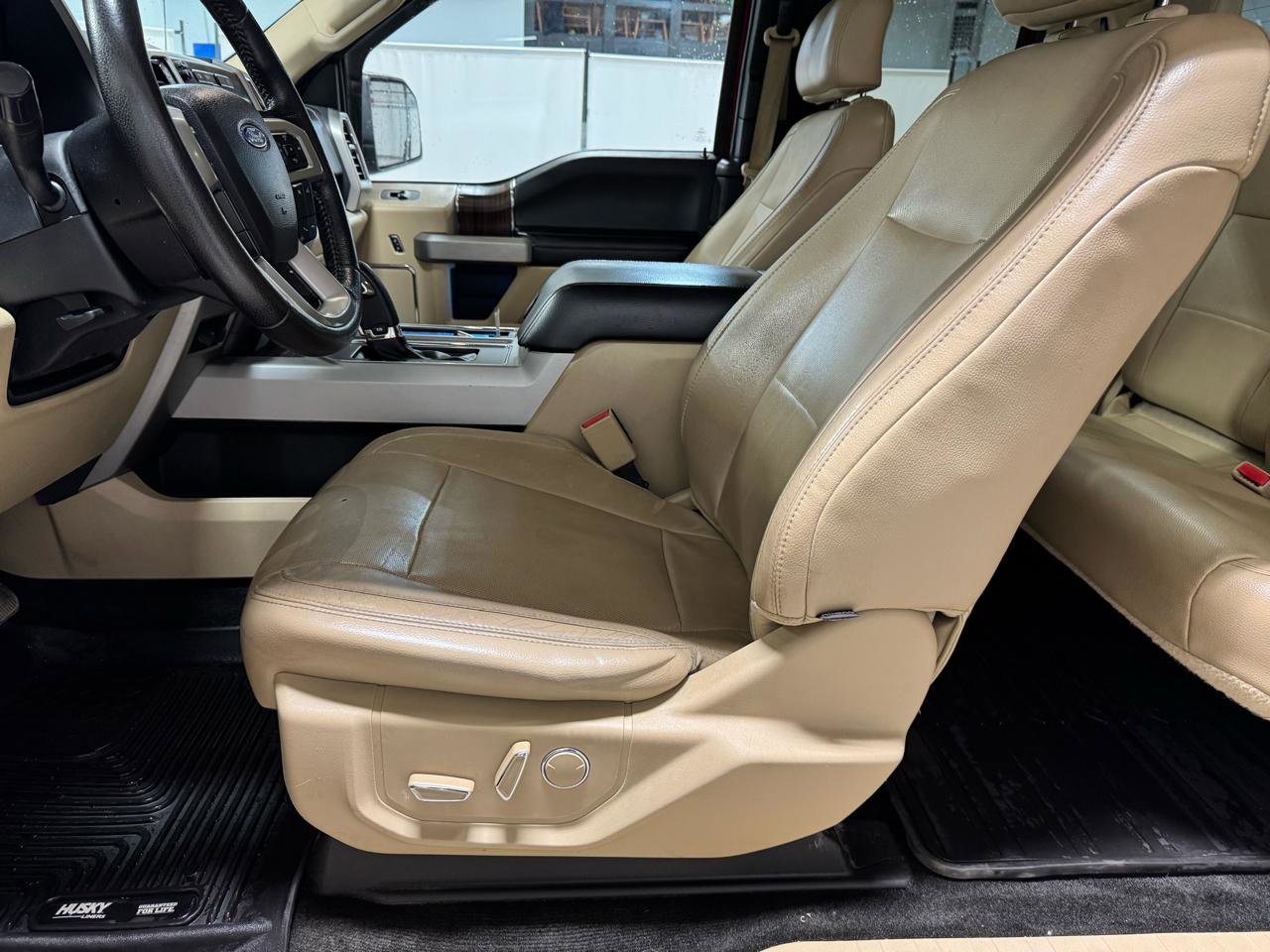 Used 2015 Ford F150 Lariat AWD/4WD image 13