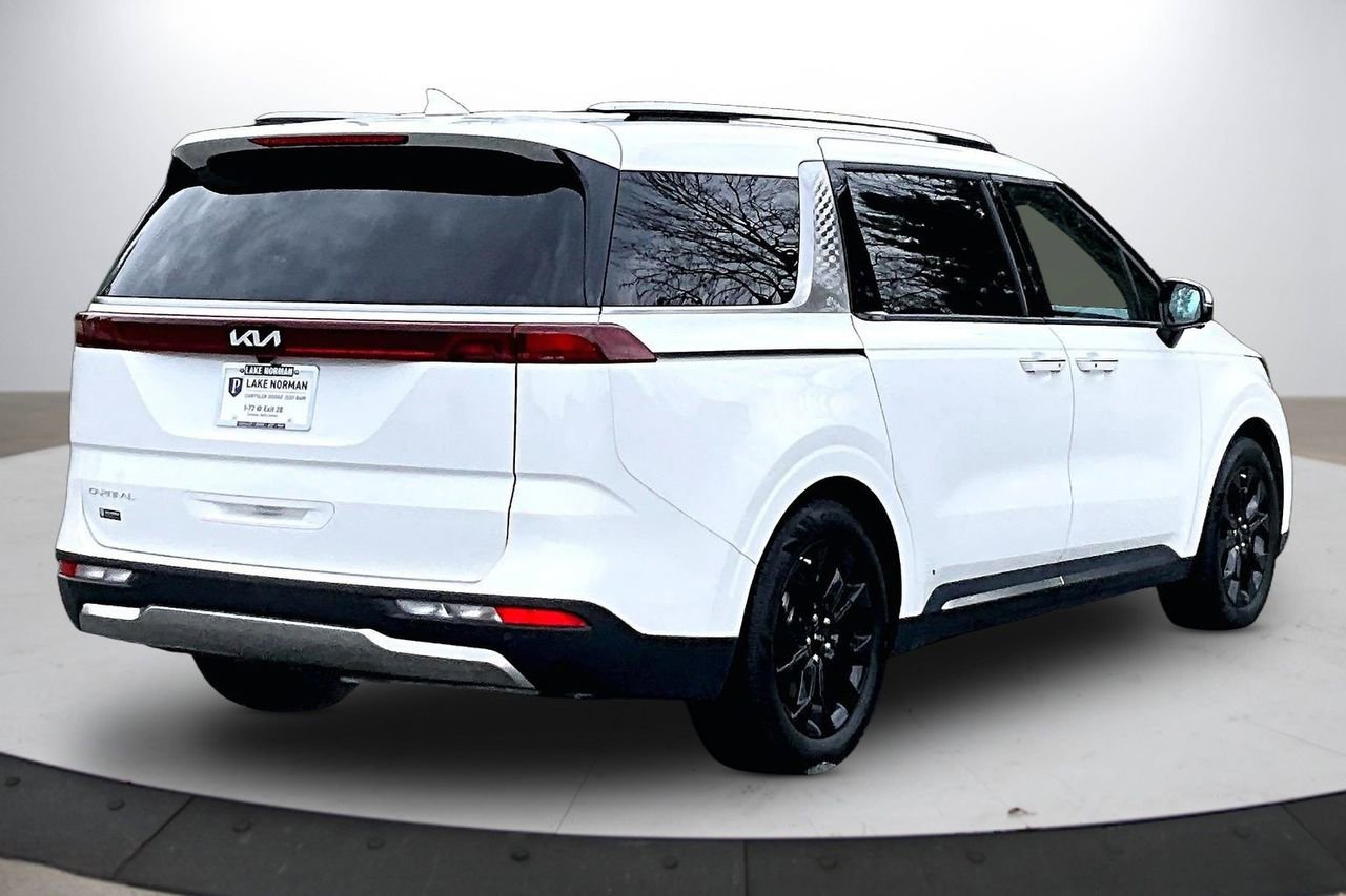 Used 2024 Kia Carnival SX image 9
