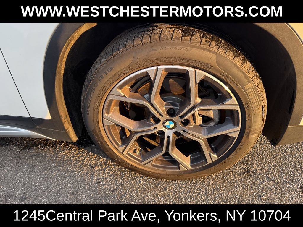 Used 2022 BMW X1 xDrive28i w/ Convenience Package AWD/4WD image 9