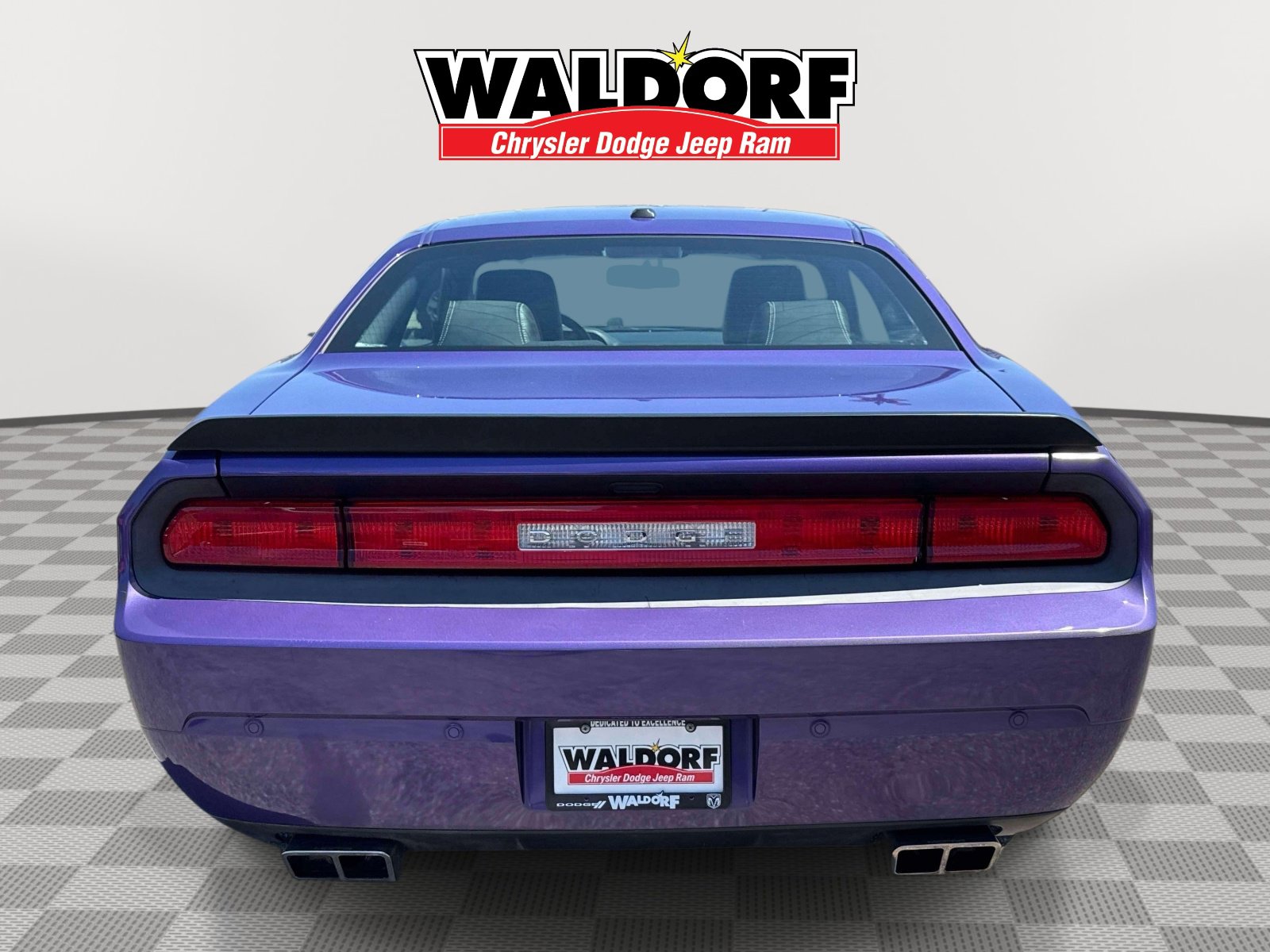 Used 2014 Dodge Challenger R/T RWD image 5