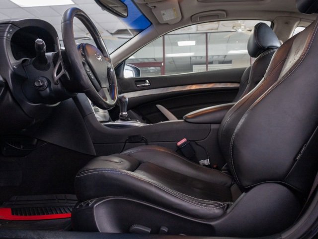 Used 2013 INFINITI G37 Journey w/ Premium Pkg image 7