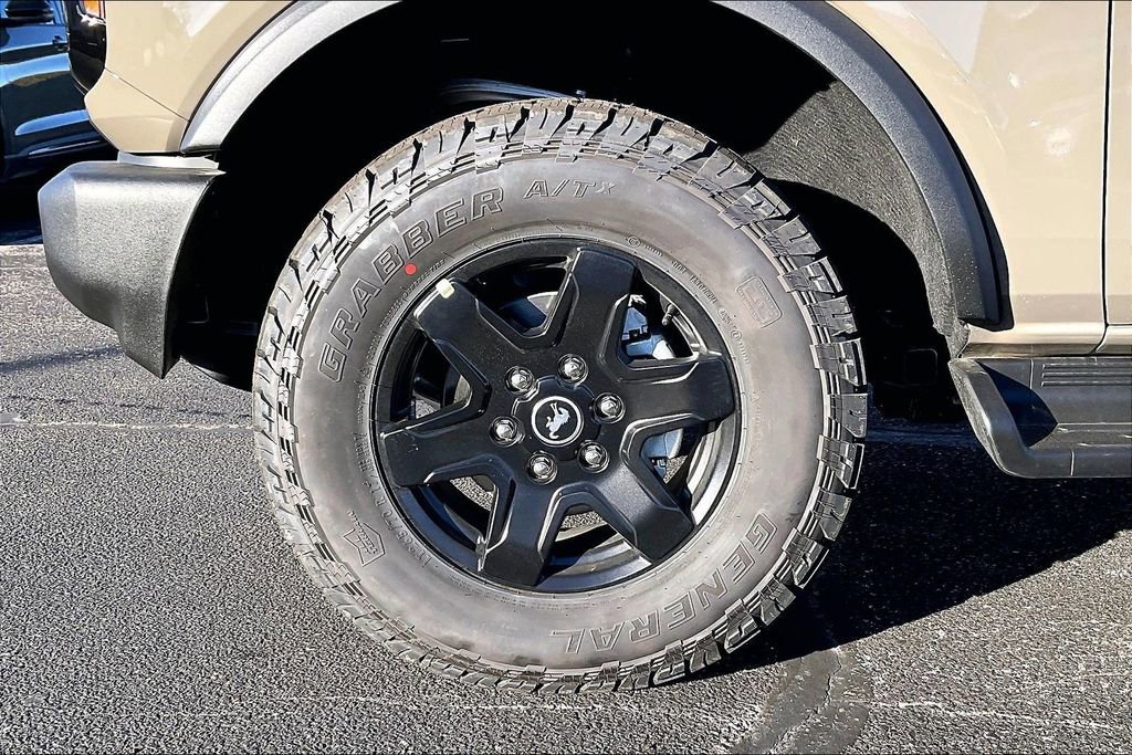 New 2025 Ford Bronco Outer Banks image 12