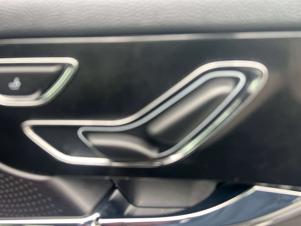 Certified 2023 Lincoln Corsair Reserve image 26