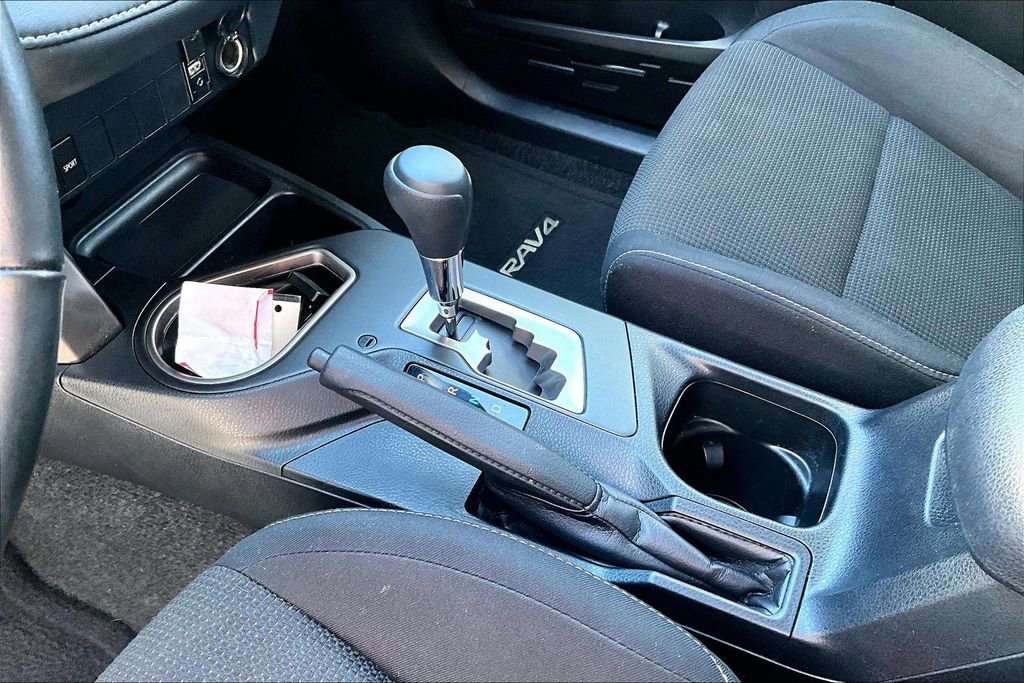 Certified 2018 Toyota RAV4 XLE FWD image 17
