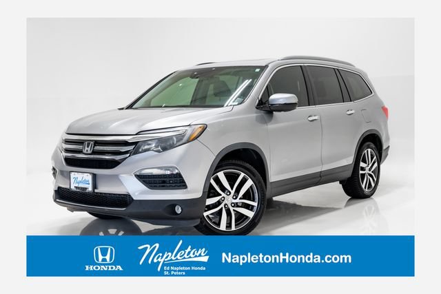 Used 2016 Honda Pilot Touring image 1