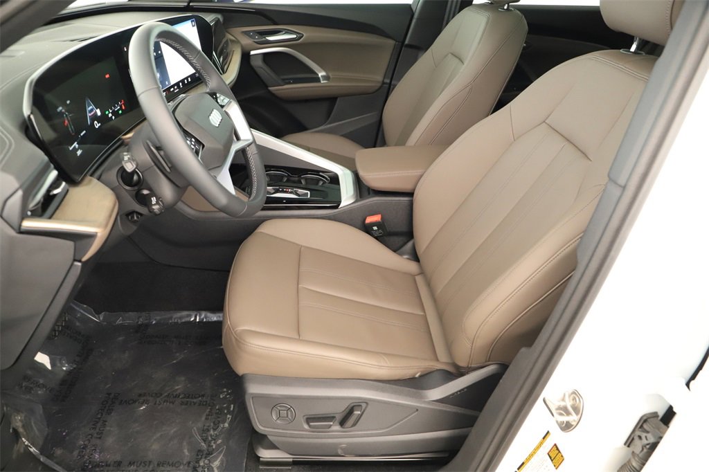 New 2025 Audi Q5 Premium image 23